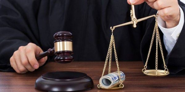 Judicial corruption, forms of corruption and pendency in India